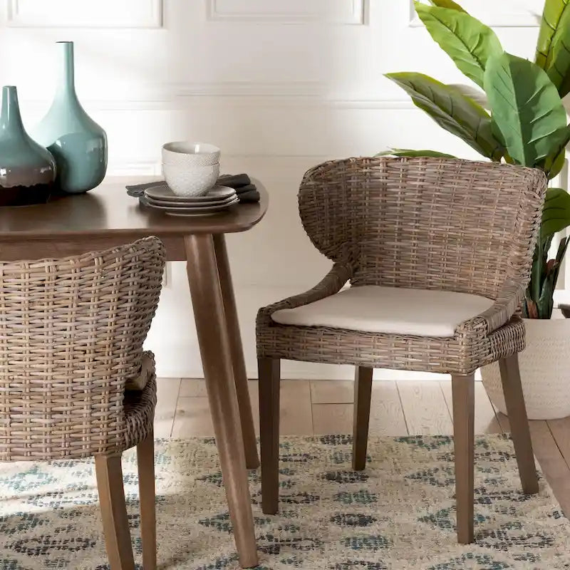 Chaise de salle à manger en rotin Kubu naturel gris et bois d'acajou