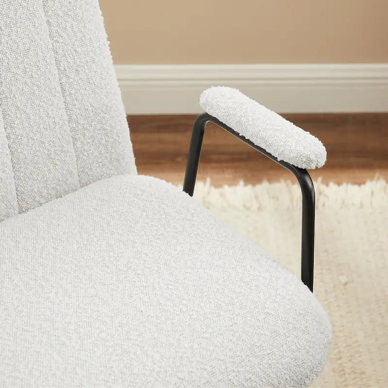 Fauteuil d'appoint pivotant en similicuir