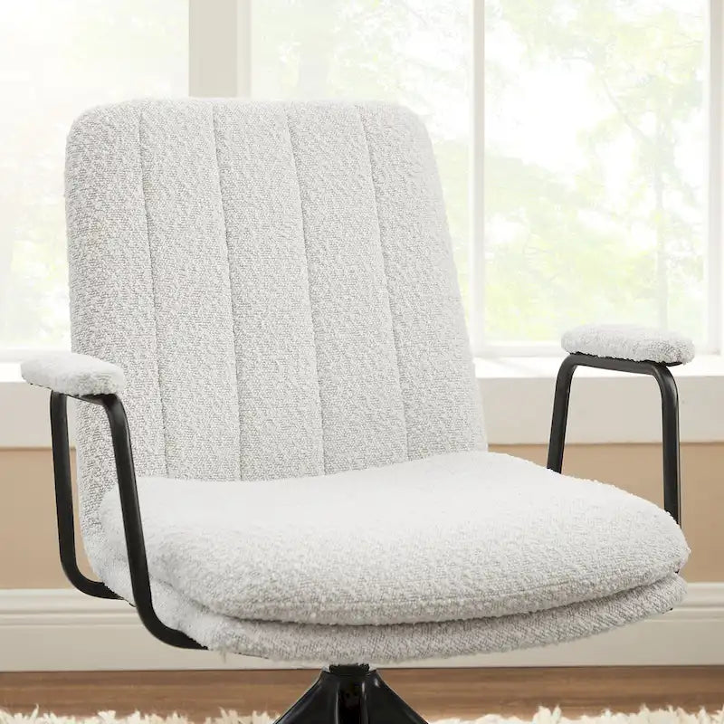 Fauteuil d'appoint pivotant en similicuir