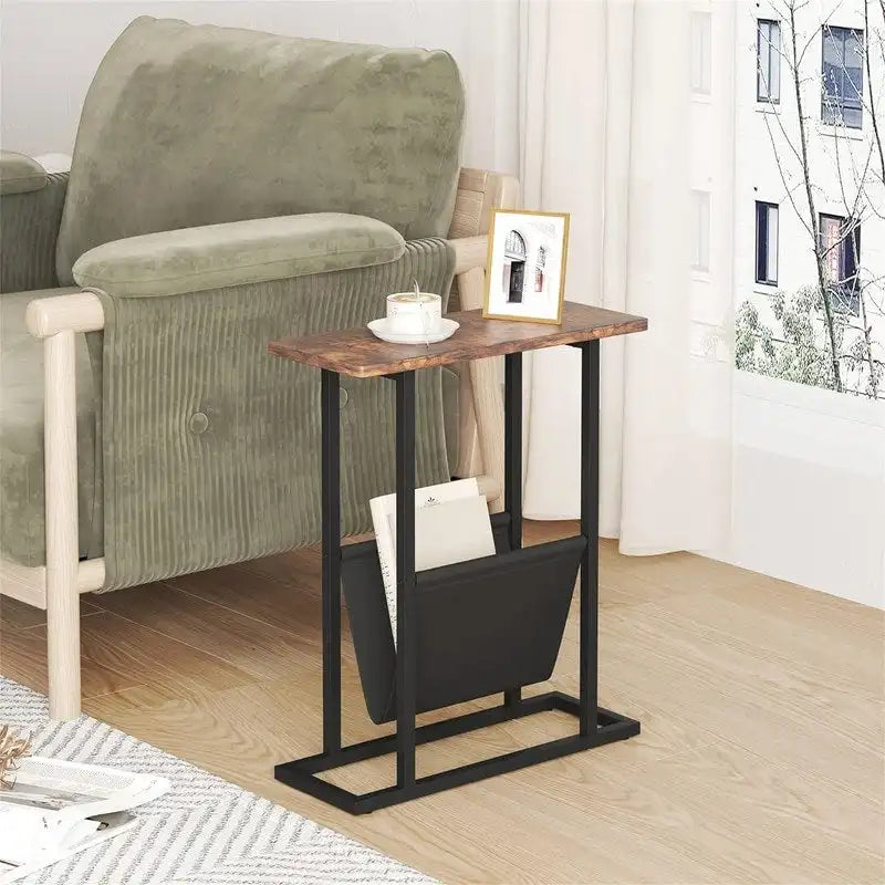 Petite table d'appoint étroite